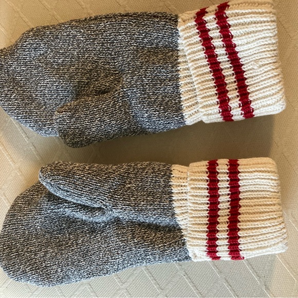 Cotton County Canadian Sweater - Picture 10 of 15